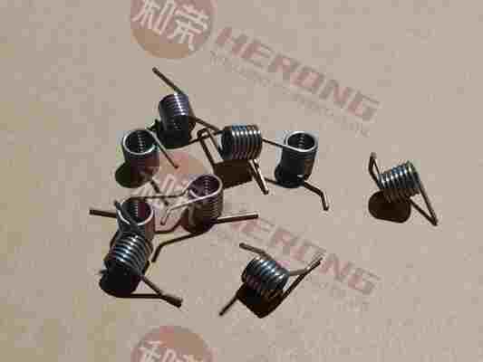 زنبرك التواء الأيسر الجديد عالي الجودة لعربة Hyosung CDU المشبك 1.4 + 0D10.5 * 11.2L * 7N قطع غيار ATM